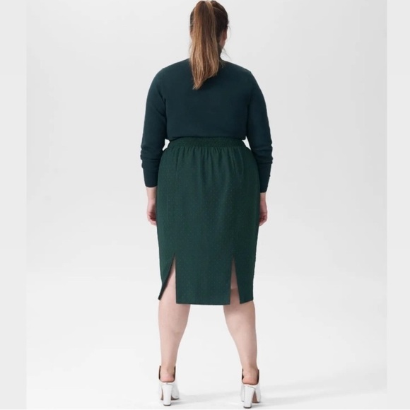 Universal Standard Green Swiss Dot Slit Midi Skirt - Picture 4 of 11